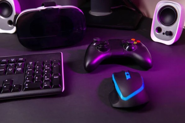 Online Gaming Through the Lens of Belonging and Discovery